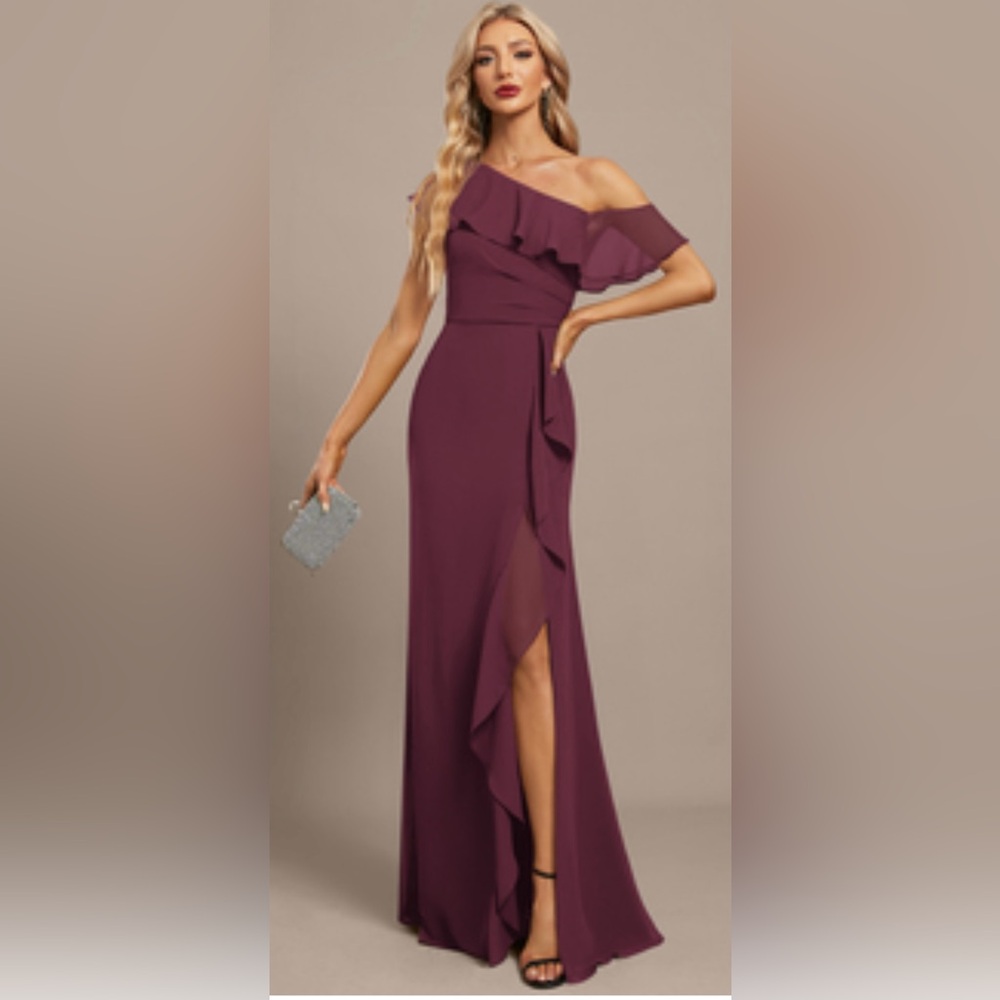 Elegant JJ’s House Ruffle Dress